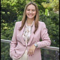 andrea garcia beltran actriz y ciberseguridad